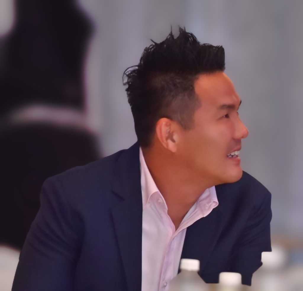 XT Tan, Founder and Principal of Evolette Locin - Singapore business consultant and digital marketing advisor